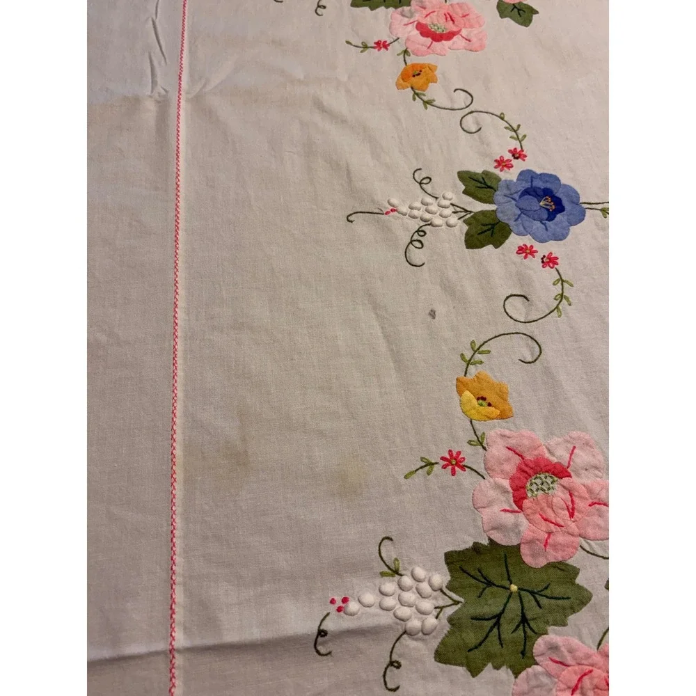 Vintage Embroidered Floral Tablecloth Rectangular 64x110 White Pink 10 Napkins*